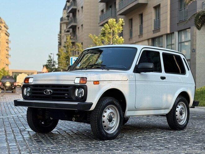 LADA (VAZ) Niva 2024, 10,000 km - 1.7 l - Bakı