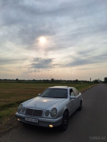 Mercedes E 230 1997, 360,000 km - 2.3 l - Beyləqan