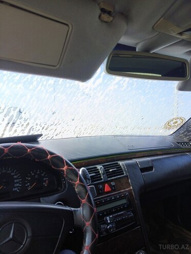 Mercedes E 230 1997, 360,000 km - 2.3 l - Beyləqan