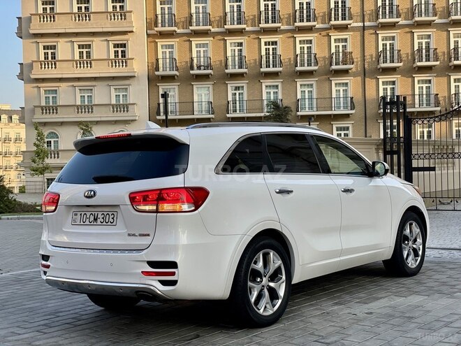Kia Sorento-21
