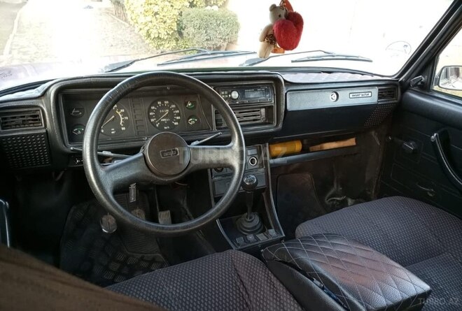 LADA (VAZ) 2107 1992, 90,000 km - 1.6 l - Ucar
