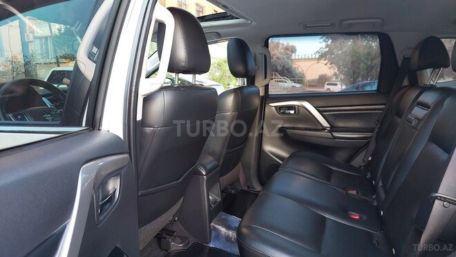 Mitsubishi Pajero Sport 2021, 52,800 km - 3.0 л - Bakı
