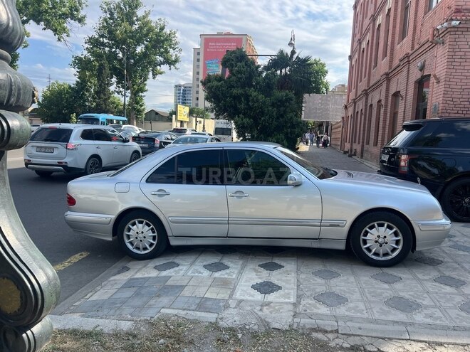 Mercedes E 240 1999, 279,000 km - 2.4 l - Gəncə