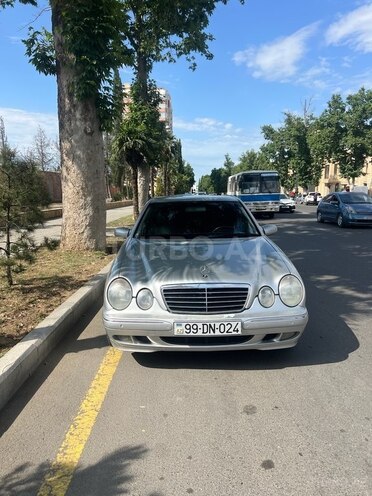 Mercedes E 240 1999, 279,000 km - 2.4 l - Gəncə