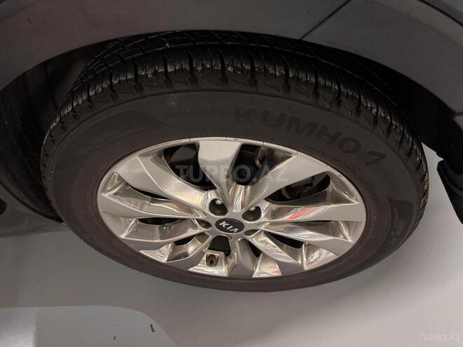 Kia Sorento-8