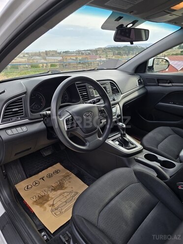 Hyundai Elantra 2017, 150,796 km - 1.6 l - Bakı