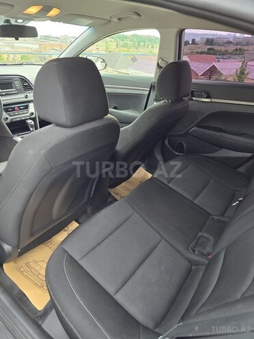 Hyundai Elantra 2017, 150,796 km - 1.6 l - Bakı