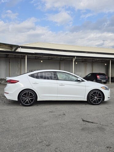 Hyundai Elantra 2017, 150,796 km - 1.6 l - Bakı