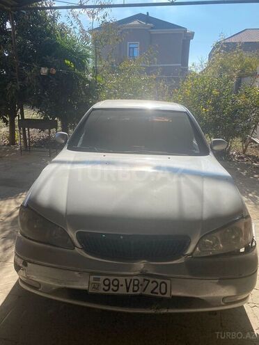 Nissan Maxima-1