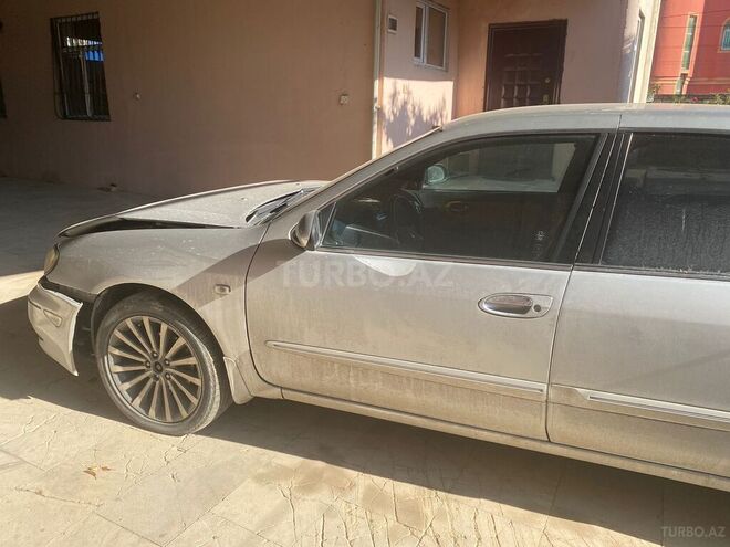 Nissan Maxima-5