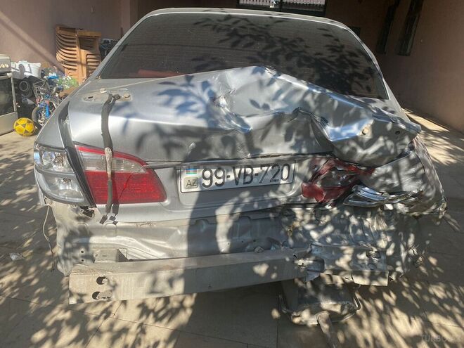Nissan Maxima-6