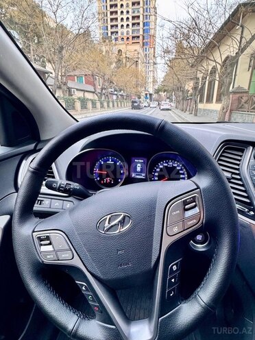 Hyundai Santa Fe-14