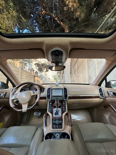 Porsche Cayenne Turbo 2011, 139,000 km - 4.8 l - Bakı