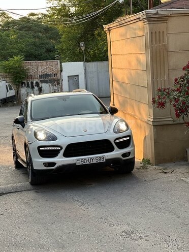 Porsche Cayenne Turbo 2011, 139,000 km - 4.8 l - Bakı
