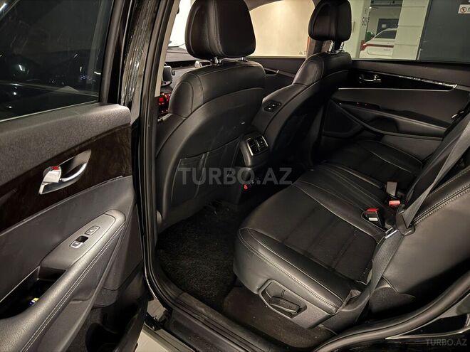 Kia Sorento-10