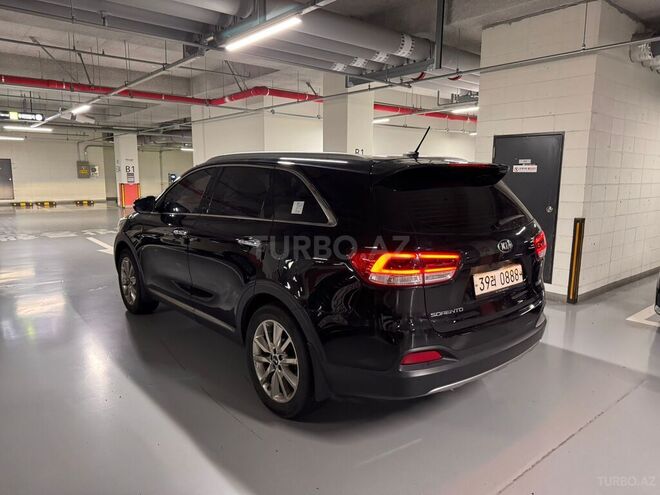 Kia Sorento-8