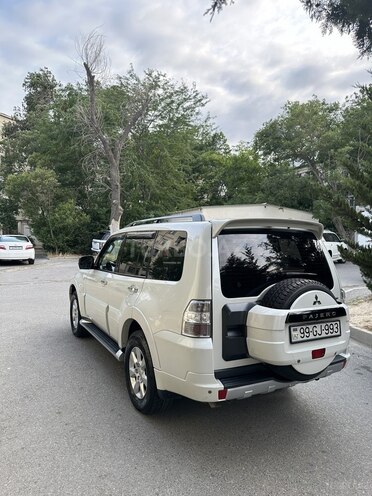 Mitsubishi Pajero 2013, 122,000 km - 3.5 l - Bakı
