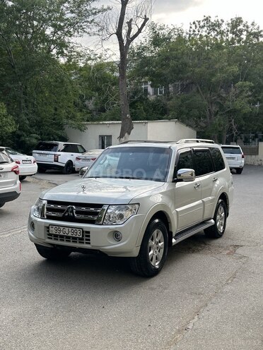 Mitsubishi Pajero 2013, 122,000 km - 3.5 l - Bakı