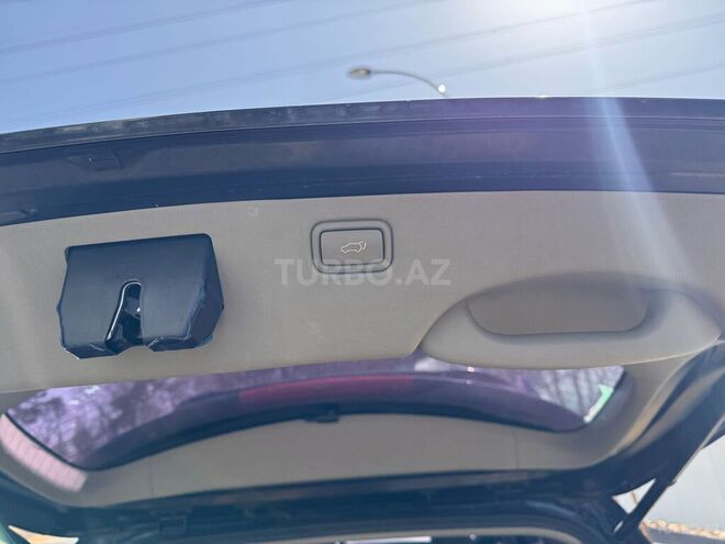 Kia Carnival-11
