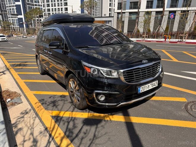 Kia Carnival-9