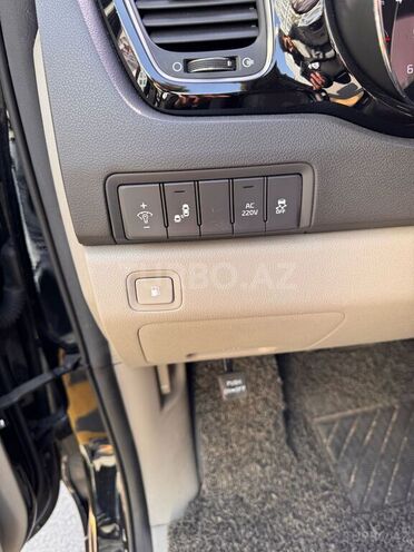 Kia Carnival-15