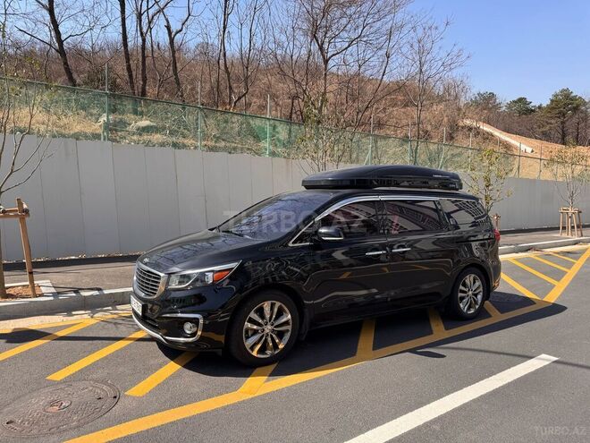 Kia Carnival-3