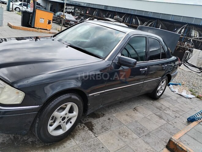 Mercedes C 200 1999, 409,559 km - 2.0 л - Xaçmaz