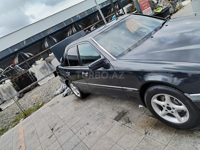 Mercedes C 200 1999, 409,559 km - 2.0 л - Xaçmaz