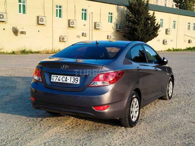 Hyundai Accent 2014, 233,000 km - 1.6 l - Bakı
