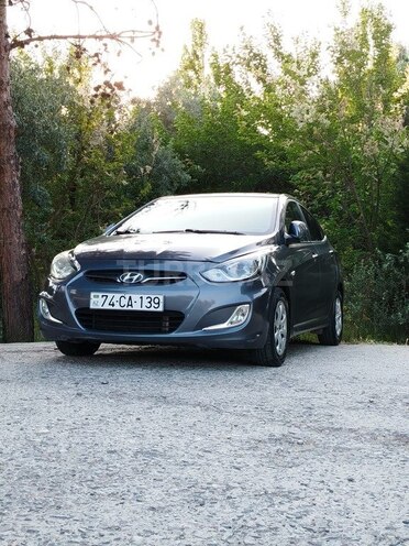 Hyundai Accent 2014, 233,000 km - 1.6 l - Bakı