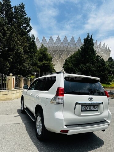 Toyota Land Cruiser Prado 2013, 189,000 km - 4.0 l - Bakı