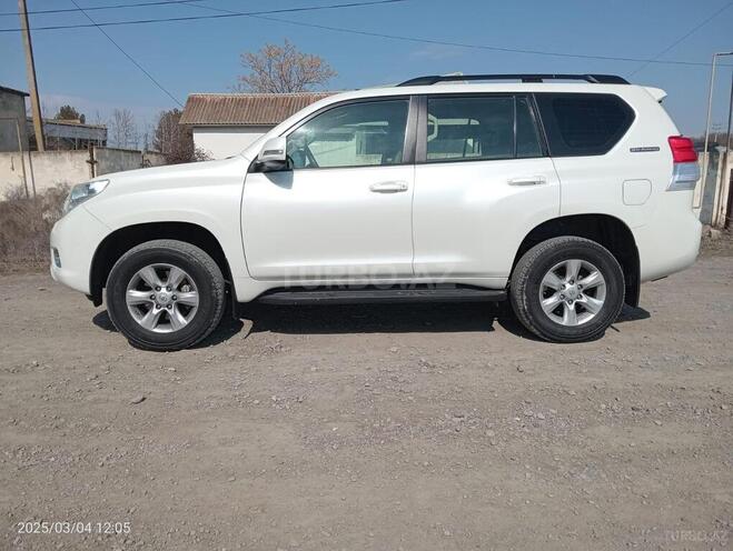 Toyota Land Cruiser Prado 2012, 261,000 km - 2.7 l - Bakı
