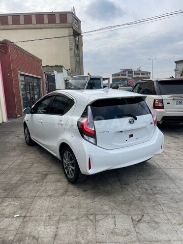 Toyota Aqua 2019, 15,000 km - 1.5 л - Bakı