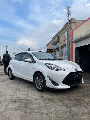 Toyota Aqua 2019, 15,000 km - 1.5 л - Bakı