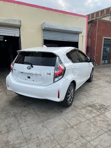 Toyota Aqua 2019, 15,000 km - 1.5 л - Bakı