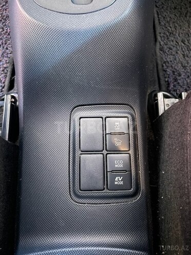 Toyota Aqua 2019, 15,000 km - 1.5 л - Bakı