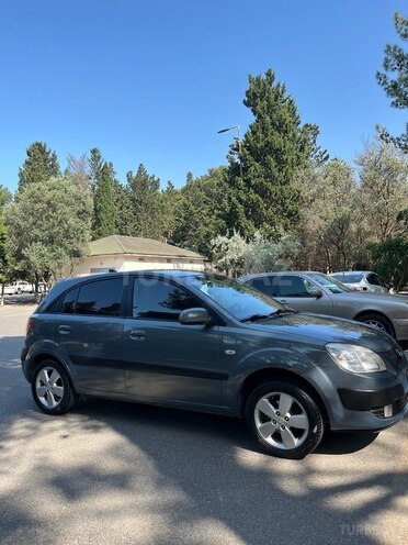 Kia Rio 2006, 330,000 km - 1.4 l - Sumqayıt