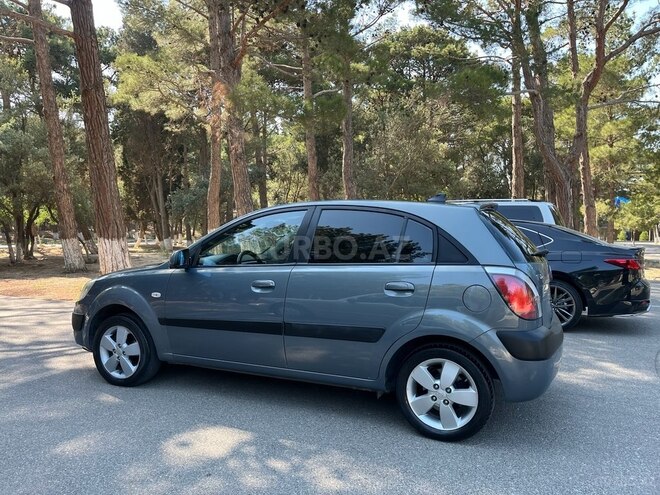 Kia Rio 2006, 330,000 km - 1.4 l - Sumqayıt