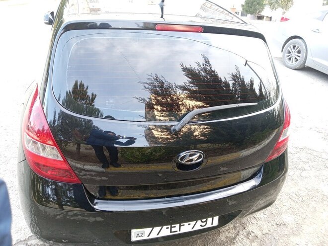 Hyundai i20 2011, 232,500 km - 1.3 l - Bakı