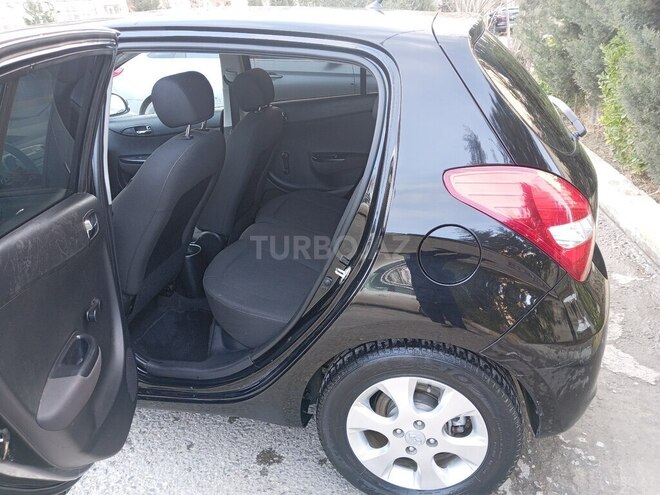 Hyundai i20 2011, 232,500 km - 1.3 l - Bakı