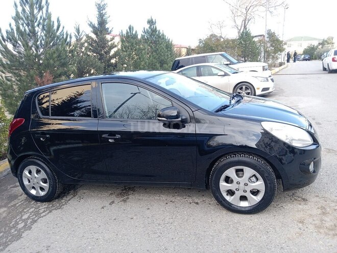 Hyundai i20 2011, 232,500 km - 1.3 l - Bakı