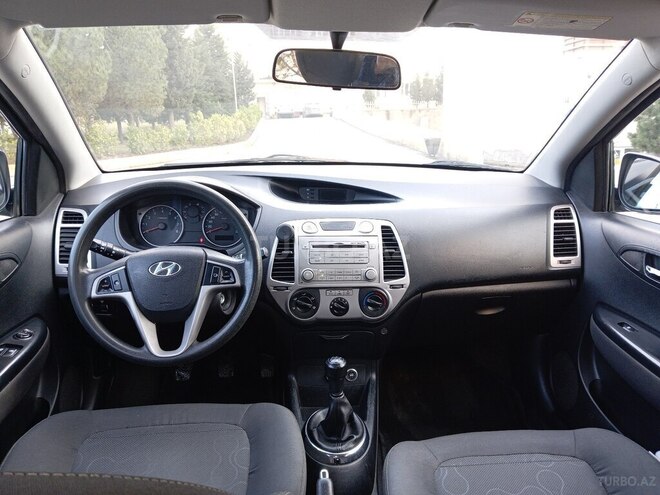 Hyundai i20 2011, 232,500 km - 1.3 l - Bakı