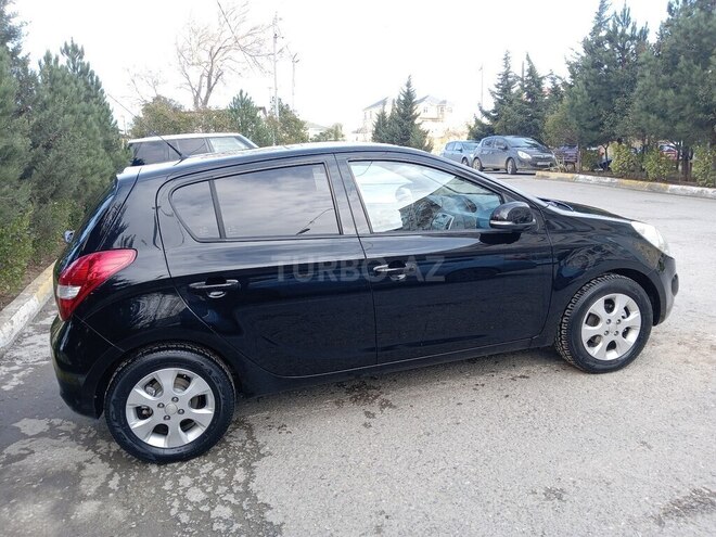Hyundai i20 2011, 232,500 km - 1.3 l - Bakı