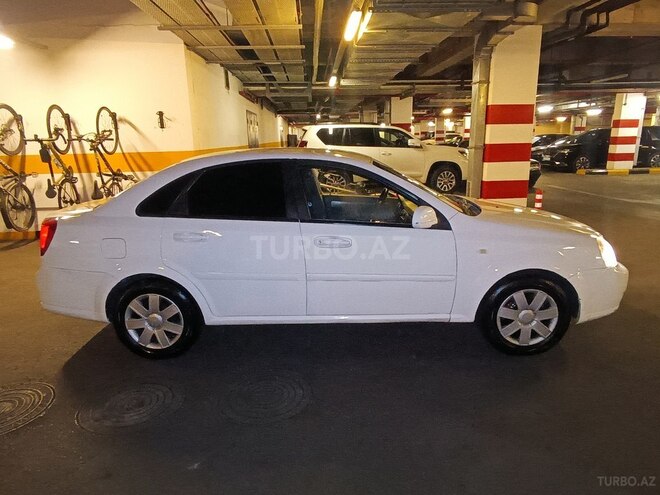 Chevrolet Lacetti-6