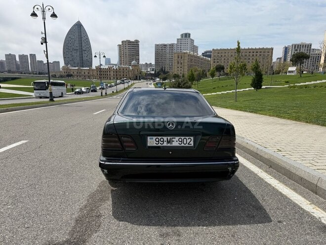 Mercedes E 280 2000, 350,000 km - 2.8 l - Bakı