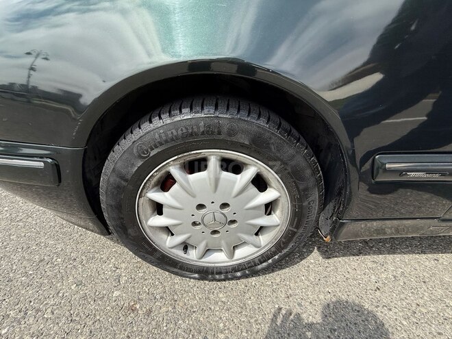 Mercedes E 280 2000, 350,000 km - 2.8 l - Bakı