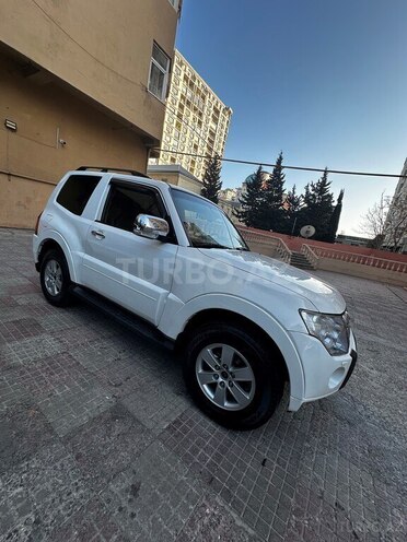 Mitsubishi Pajero 2008, 275,000 km - 3.0 l - Bakı