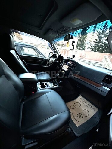 Mitsubishi Pajero 2008, 275,000 km - 3.0 l - Bakı