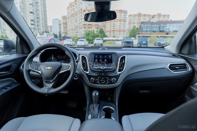 Chevrolet Equinox-3