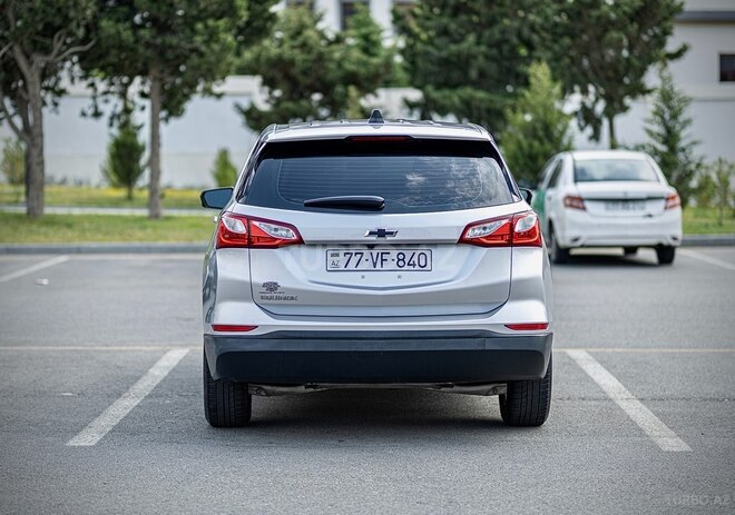 Chevrolet Equinox-2